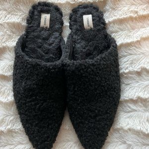 Birdies - The Lark in Black Faux Shearling